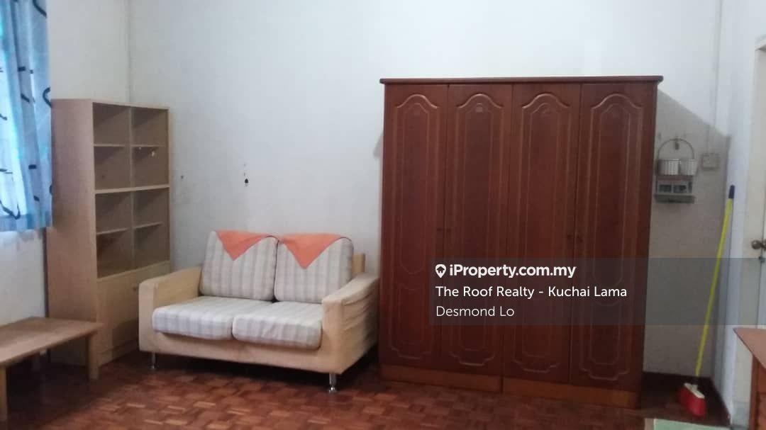 Rumah Berangkai 2 Tingkat untuk Dijual di Taman Kluang Barat, Kluang oleh Desmond Lo - iProperty.com.my