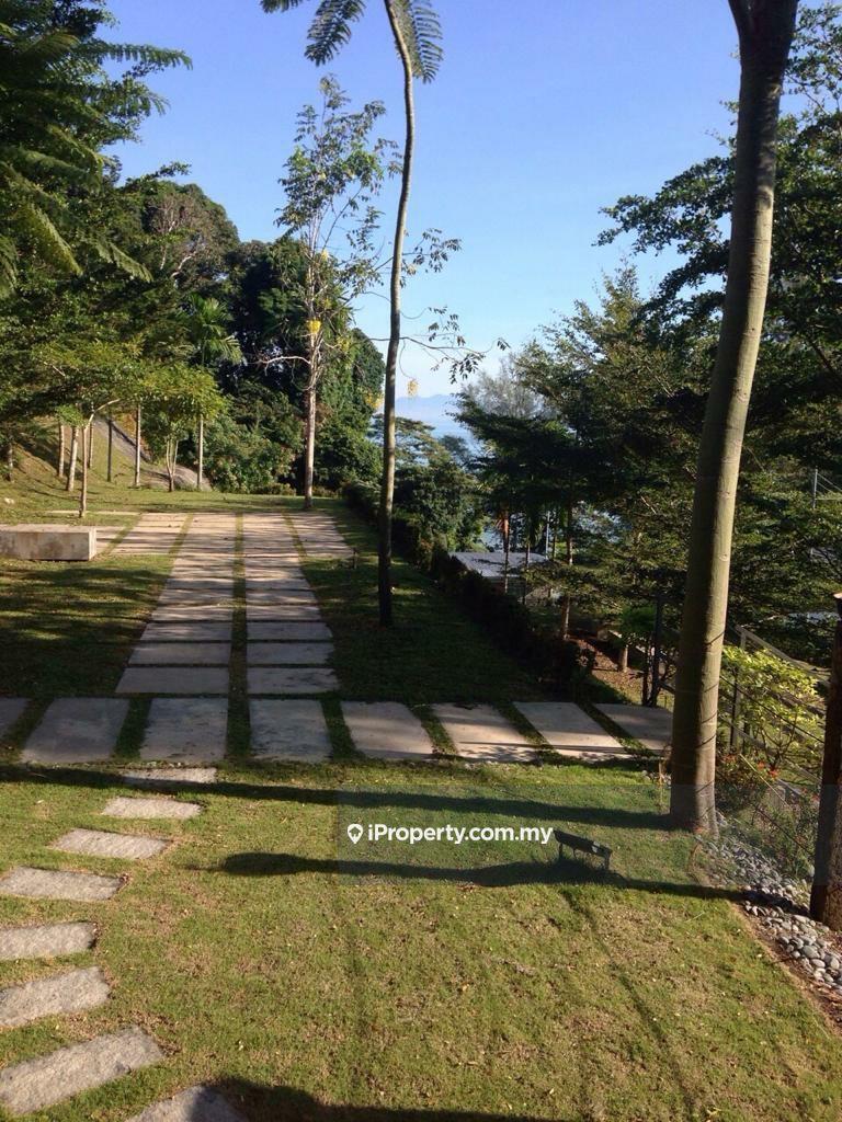 Rumah Berangkai 3 Tingkat untuk Dijual di Batu Ferringhi, Batu Feringghi oleh Nickolas Lim - iProperty.com.my