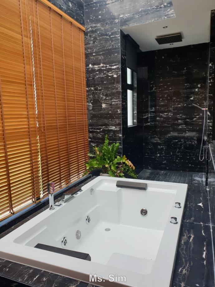 Bungalow House for Sale in Subang Jaya, Selangor by Sim Pei Kuan - iProperty.com.my