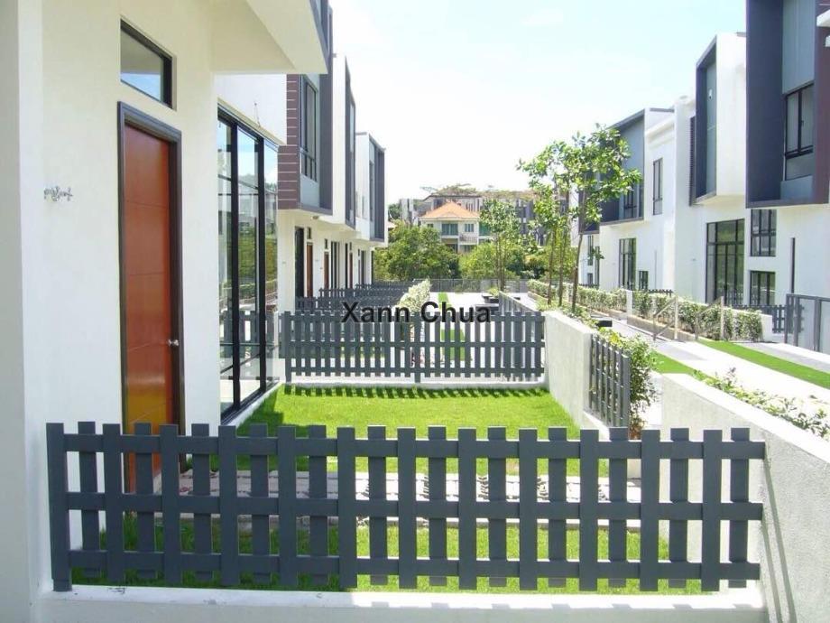 Rumah Berangkai 3 Tingkat untuk Dijual di Sunway Eastwood, Taman Equine, Seri Kembangan oleh Xann Chua - iProperty.com.my