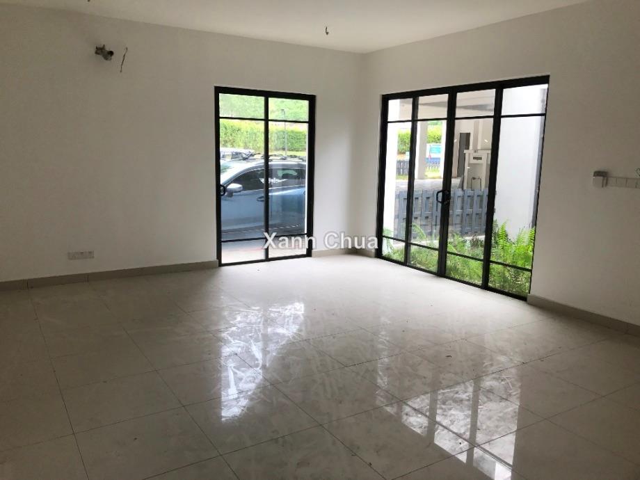 Rumah Berangkai 3 Tingkat untuk Dijual di Sunway Eastwood, Taman Equine, Seri Kembangan oleh Xann Chua - iProperty.com.my