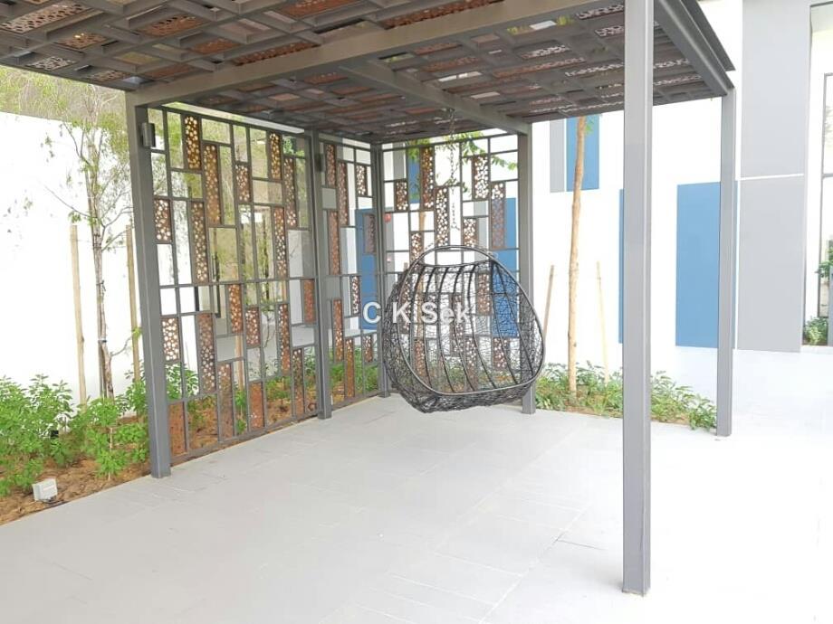 Residensi Servis untuk Disewa di Emporis oleh C K Sek - iProperty.com.my