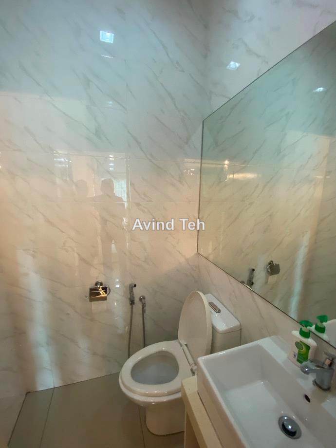 Rumah Berangkai 2.5 Tingkat untuk Dijual di 2x39n, Klang oleh Avind Teh - iProperty.com.my