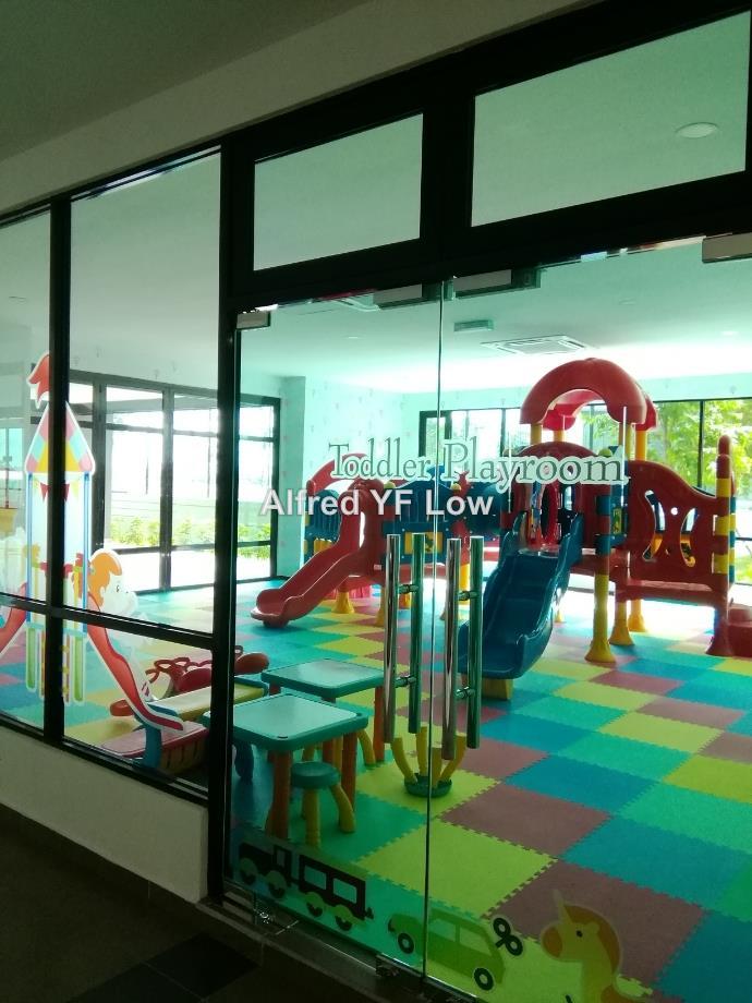 Residensi Servis untuk Disewa di Molek Regency oleh Alfred Yf Low - iProperty.com.my