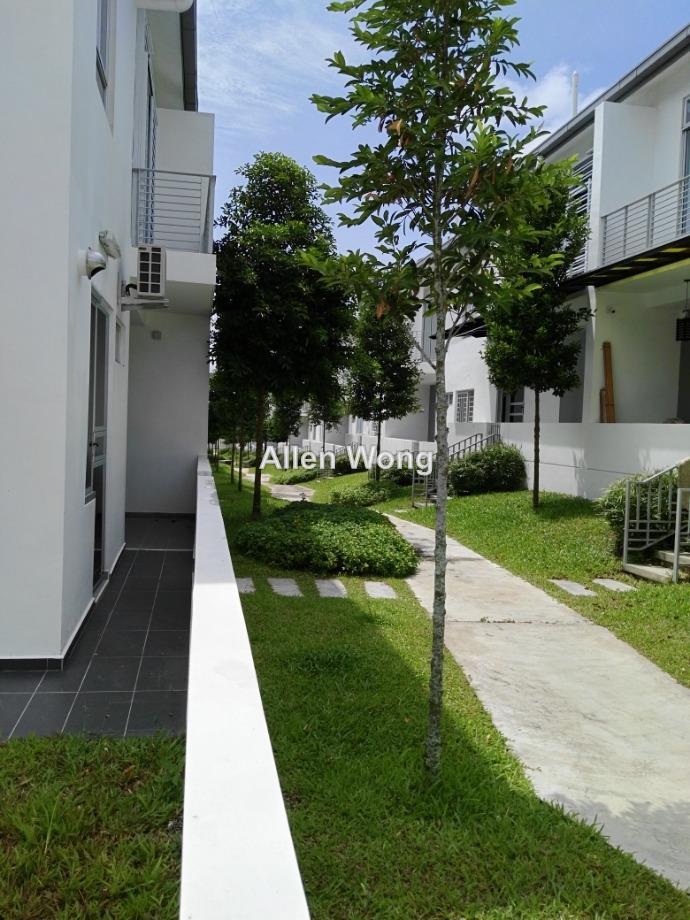 Rumah Berangkai 2 Tingkat untuk Disewa di Gelang Patah, Johor oleh Allen Wong - iProperty.com.my