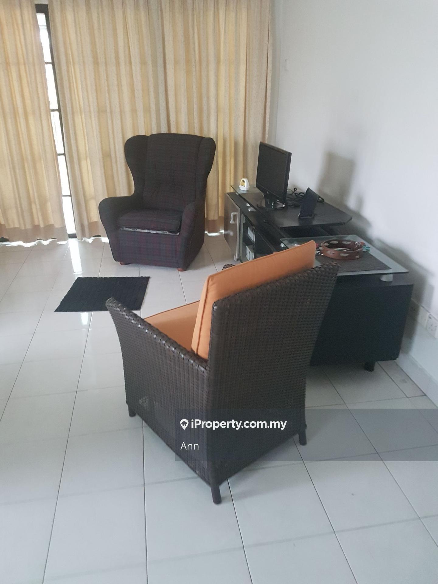 Rumah Bandar untuk Dijual di Country Heights, Kajang oleh Ann - iProperty.com.my