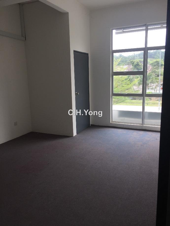 Office for Rent in lestari perdana, LP7, taman equine, Seri Kembangan by C.H.Yong - iProperty.com.my