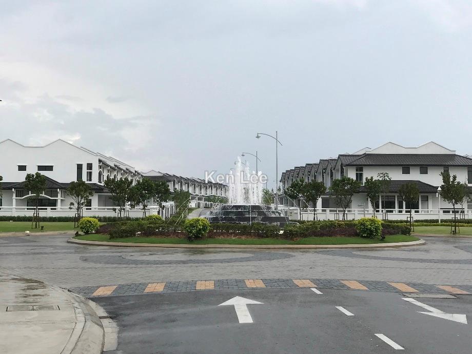 Rumah Berangkai 2 Tingkat untuk Dijual di Eco Majestic, Semenyih oleh Ken Lee - iProperty.com.my