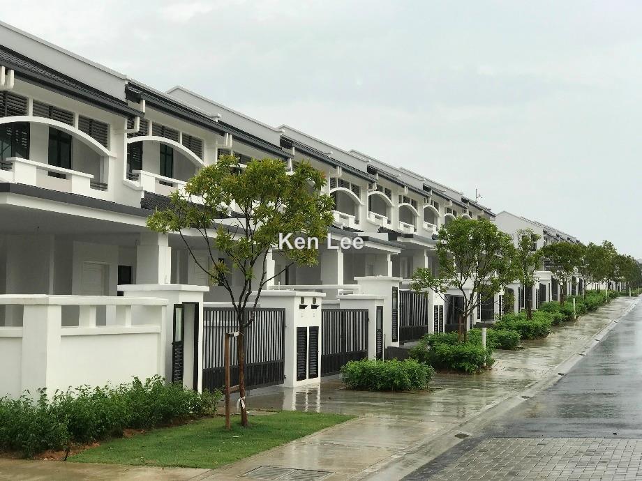 Rumah Berangkai 2 Tingkat untuk Dijual di Eco Majestic, Semenyih oleh Ken Lee - iProperty.com.my