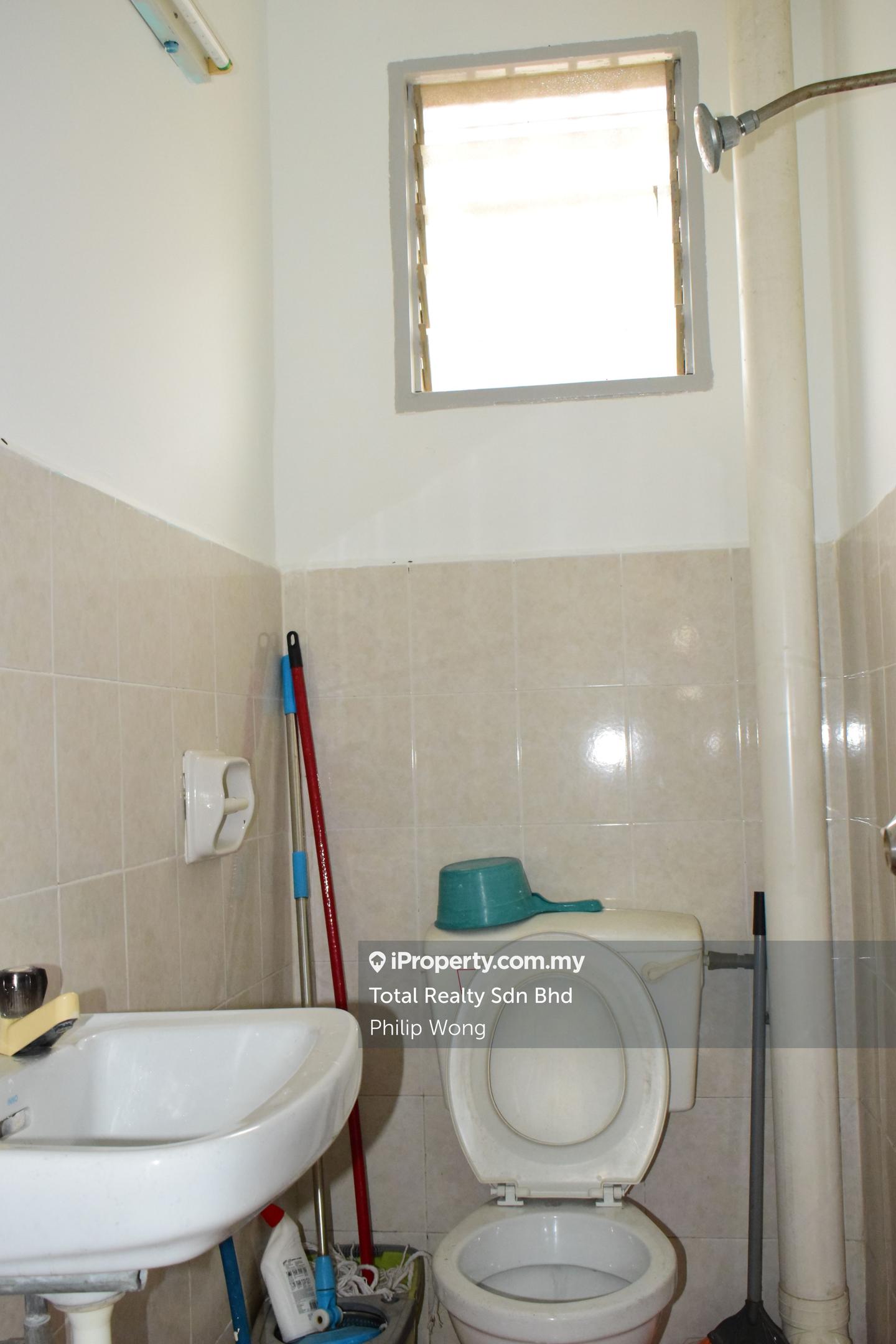 2-storey Terraced House for Sale in Taman Lestari Putra, Seri Kembangan by Philip Wong - iProperty.com.my