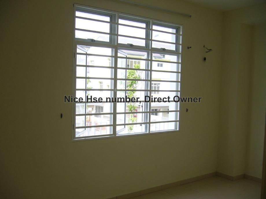 Townhouse for Sale in No 18, Alam Sanctuary, Taman Alam Putra, Seri Kembangan by CK Pang - iProperty.com.my