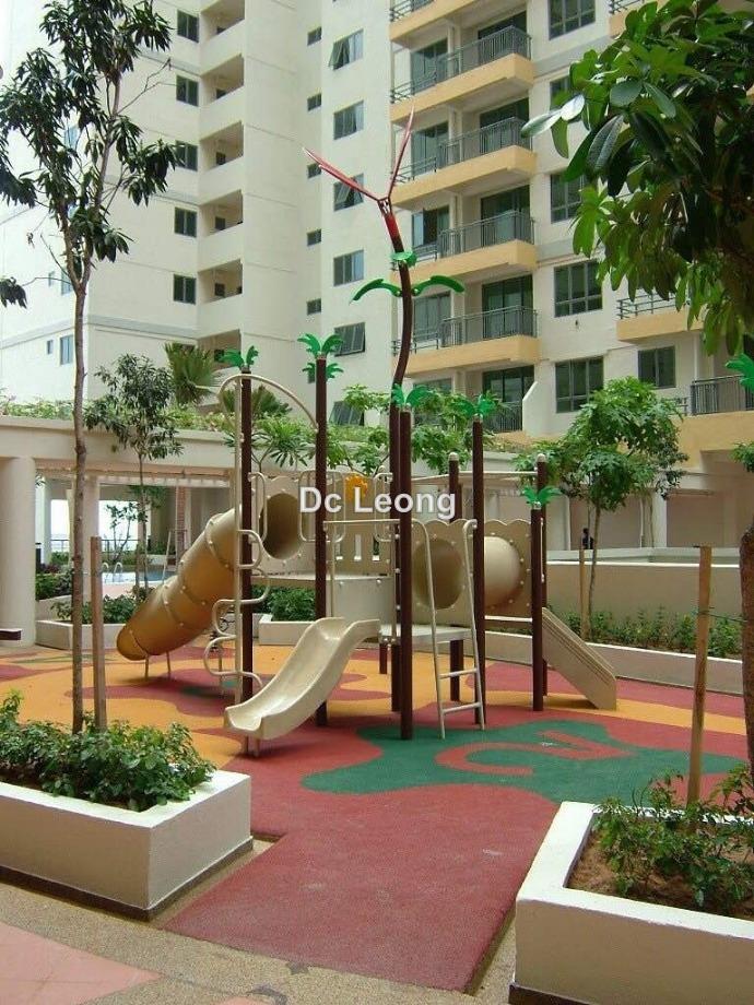Residensi Servis untuk Disewa di D'Alamanda oleh Dc Leong - iProperty.com.my