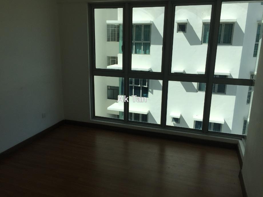 Service Residence for Sale in One South by Daren Tan - iProperty.com.my