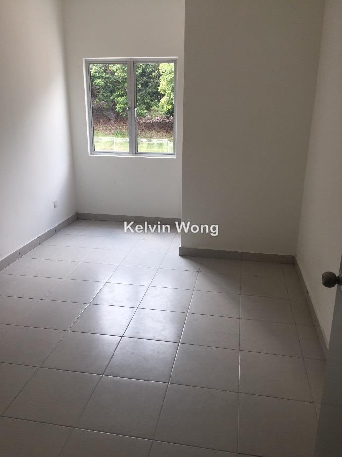 Rumah Berangkai 1 Tingkat untuk Dijual di Jalan Meru, Meru mutiara, Klang oleh Kelvin Wong - iProperty.com.my