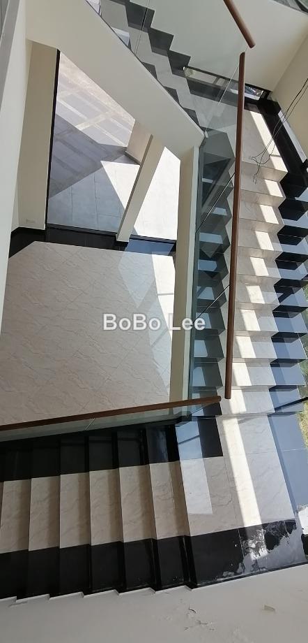 Bungalow House for Sale in Taman Overseas Union (Taman Oug), Jalan Klang Lama (Old Klang Road) by BoBo Lee - iProperty.com.my