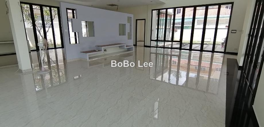 Bungalow House for Sale in Taman Overseas Union (Taman Oug), Jalan Klang Lama (Old Klang Road) by BoBo Lee - iProperty.com.my