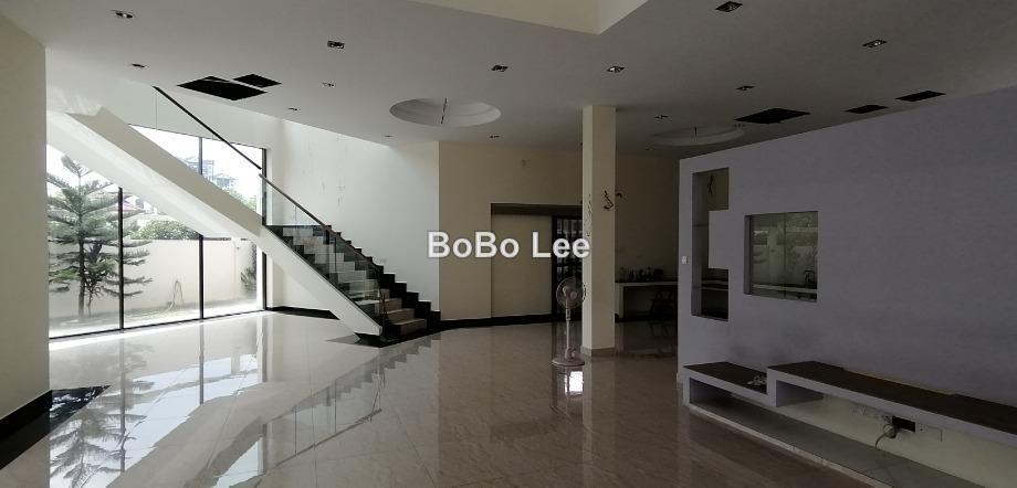 Bungalow House for Sale in Taman Overseas Union (Taman Oug), Jalan Klang Lama (Old Klang Road) by BoBo Lee - iProperty.com.my