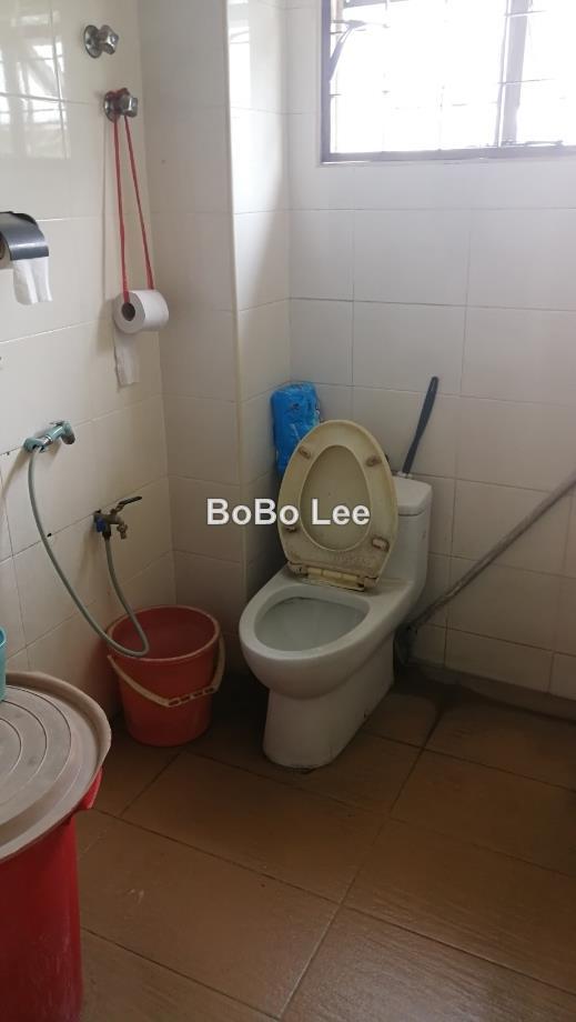 Bungalow House for Sale in Taman Overseas Union (Taman Oug), Jalan Klang Lama (Old Klang Road) by BoBo Lee - iProperty.com.my