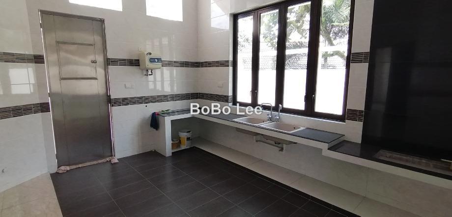 Bungalow House for Sale in Taman Overseas Union (Taman Oug), Jalan Klang Lama (Old Klang Road) by BoBo Lee - iProperty.com.my