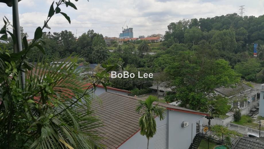 Bungalow House for Sale in Taman Overseas Union (Taman Oug), Jalan Klang Lama (Old Klang Road) by BoBo Lee - iProperty.com.my