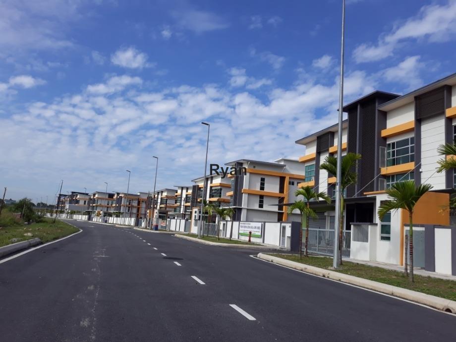Semi-D Factory for Sale in Puchong, Selangor by Ryan Mew - iProperty.com.my