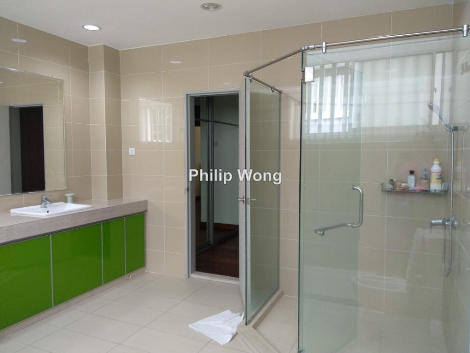 Rumah Berangkai 3 Tingkat untuk Dijual di Desa Park Serdang Seri Kembangan, Seri Kembangan oleh Philip Wong - iProperty.com.my