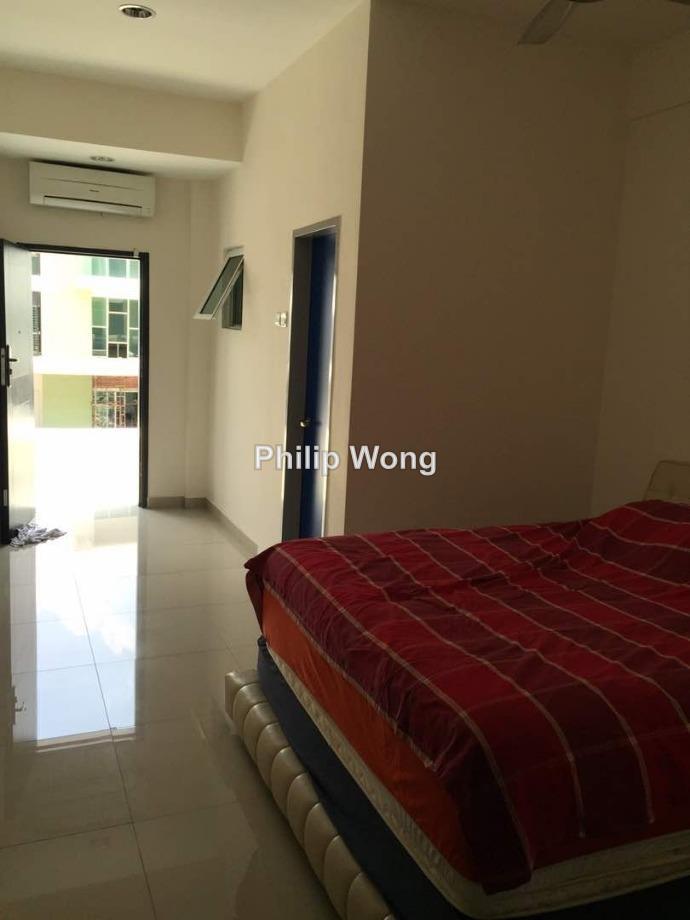 Rumah Berangkai 3 Tingkat untuk Dijual di Desa Park Serdang Seri Kembangan, Seri Kembangan oleh Philip Wong - iProperty.com.my