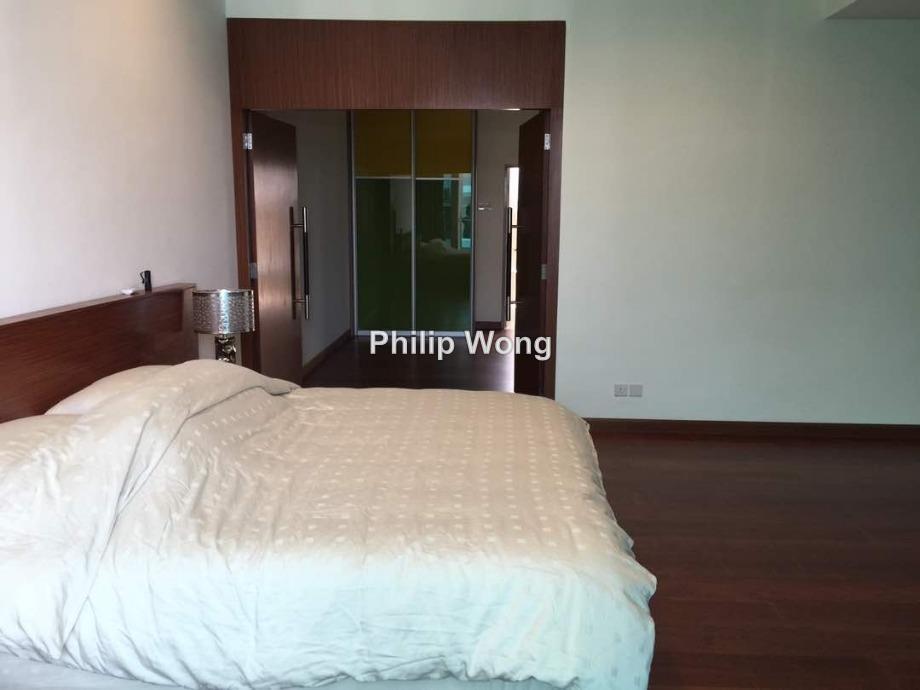 Rumah Berangkai 3 Tingkat untuk Dijual di Desa Park Serdang Seri Kembangan, Seri Kembangan oleh Philip Wong - iProperty.com.my