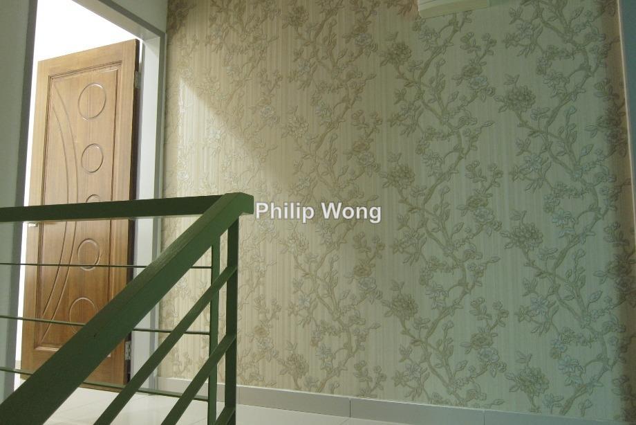 Rumah Berangkai 3 Tingkat untuk Dijual di Desa Park Serdang Seri Kembangan, Seri Kembangan oleh Philip Wong - iProperty.com.my