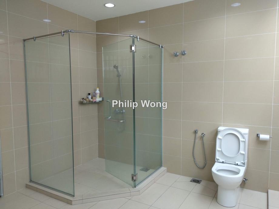 Rumah Berangkai 3 Tingkat untuk Dijual di Desa Park Serdang Seri Kembangan, Seri Kembangan oleh Philip Wong - iProperty.com.my