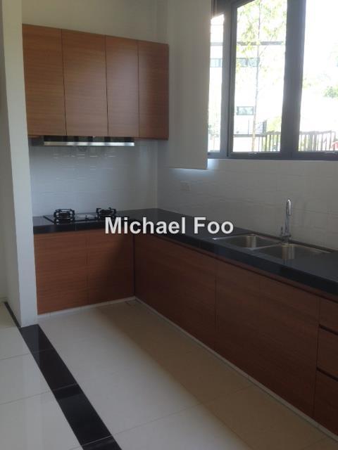 Rumah Berangkai 3 Tingkat untuk Dijual di Serdang, Seri Kembangan oleh Michael Foo - iProperty.com.my