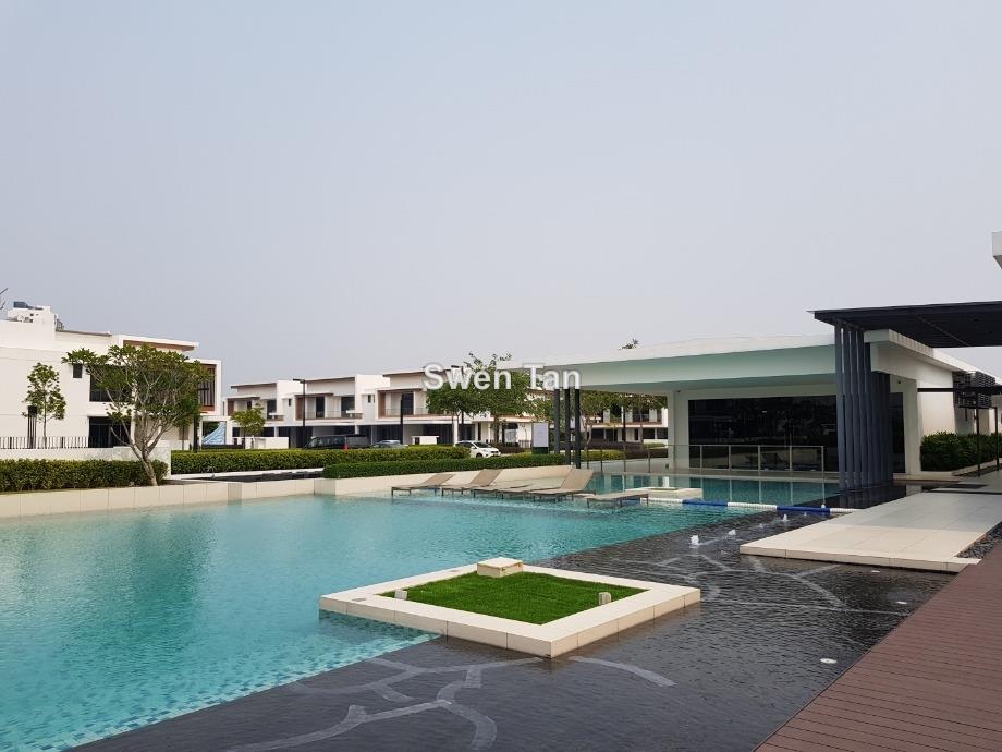 Rumah Berangkai 2 Tingkat untuk Dijual di Telok Panglima Garang, Selangor oleh Swen Tan - iProperty.com.my