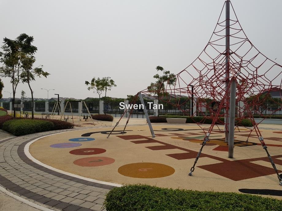 Rumah Berangkai 2 Tingkat untuk Dijual di Telok Panglima Garang, Selangor oleh Swen Tan - iProperty.com.my