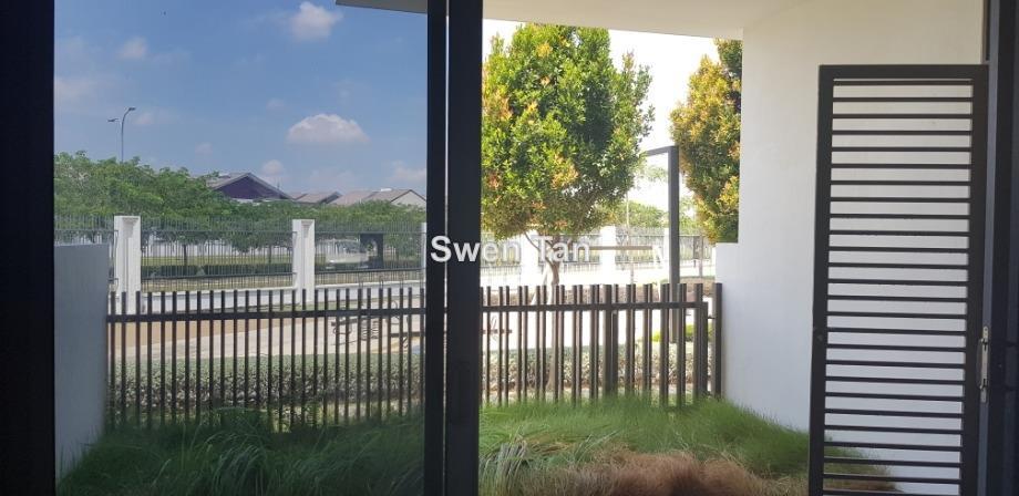Rumah Berangkai 2 Tingkat untuk Dijual di Telok Panglima Garang, Selangor oleh Swen Tan - iProperty.com.my