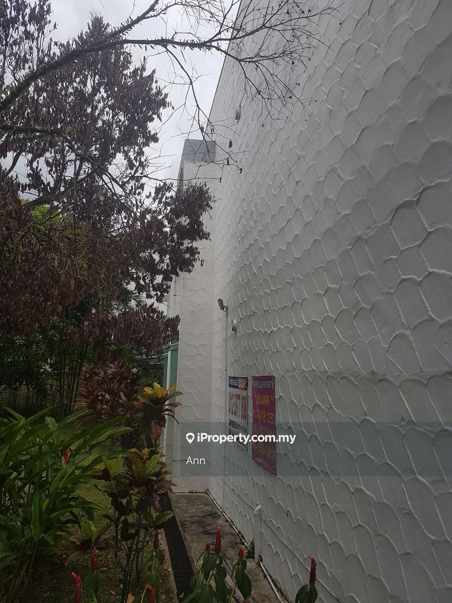 Rumah Bandar untuk Dijual di Country Heights, Kajang oleh Ann - iProperty.com.my