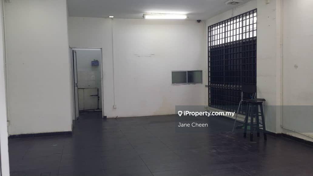 Shop for Rent in Bandar Mahkota Cheras, Cheras by Cheen CL - iProperty.com.my