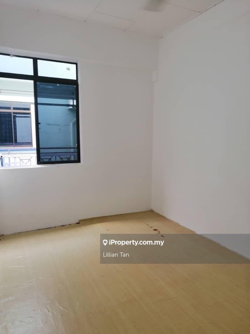 Pangsapuri untuk Dijual di Taman Dedap oleh Lillian Tan - iProperty.com.my