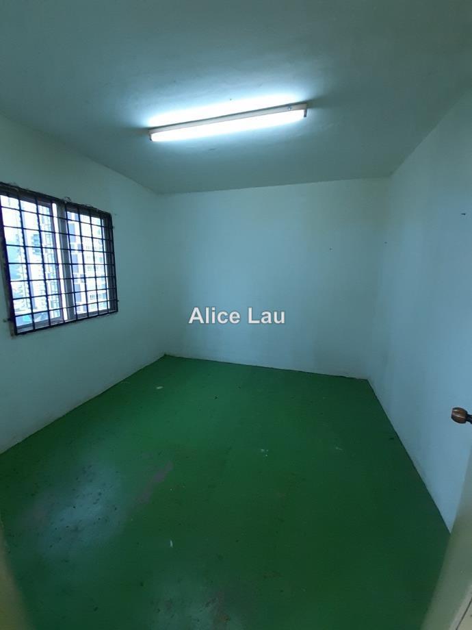 Flat for Rent in Lestari Apartment by Alice Lau - iProperty.com.my