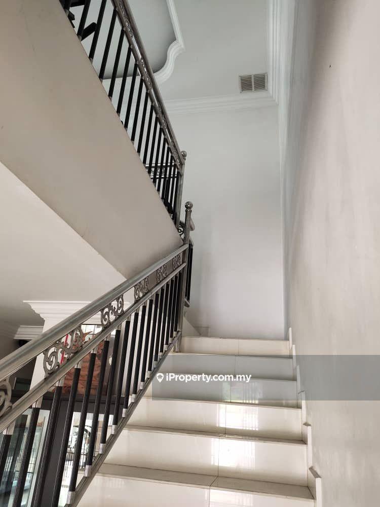 Semi-Detached House for Sale in Taman Equine, Seri Kembangan by Philip Wong - iProperty.com.my