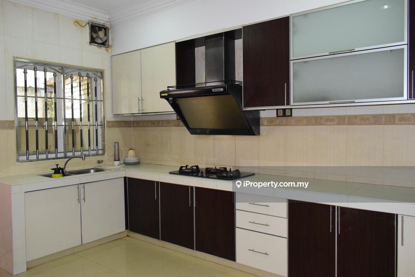 Semi-Detached House for Sale in Taman Equine, Seri Kembangan by Philip Wong - iProperty.com.my