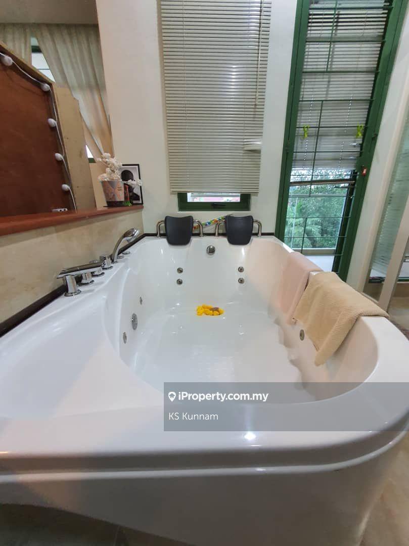 Rumah Berkembar untuk Disewa di Damansara Heights, Kuala Lumpur oleh KS Kunnam - iProperty.com.my