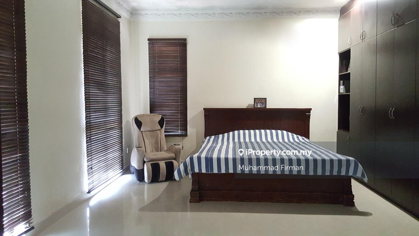 Banglo untuk Dijual di Seksyen 7, Shah Alam oleh Firman Hussain - iProperty.com.my