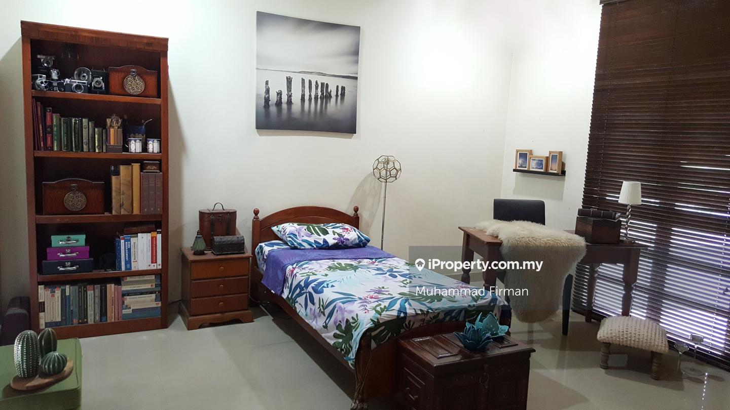Banglo untuk Dijual di Seksyen 7, Shah Alam oleh Firman Hussain - iProperty.com.my