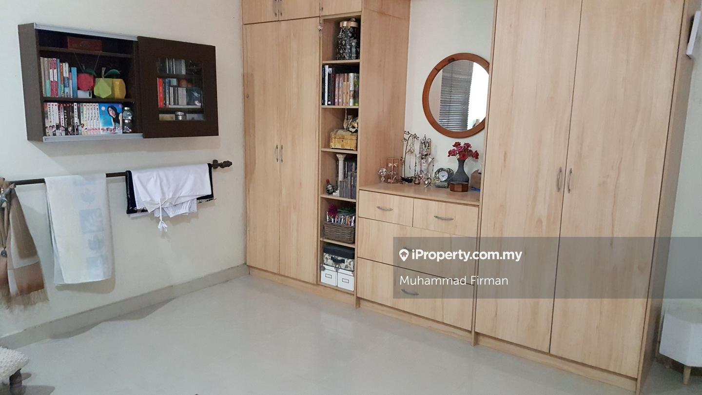 Banglo untuk Dijual di Seksyen 7, Shah Alam oleh Firman Hussain - iProperty.com.my