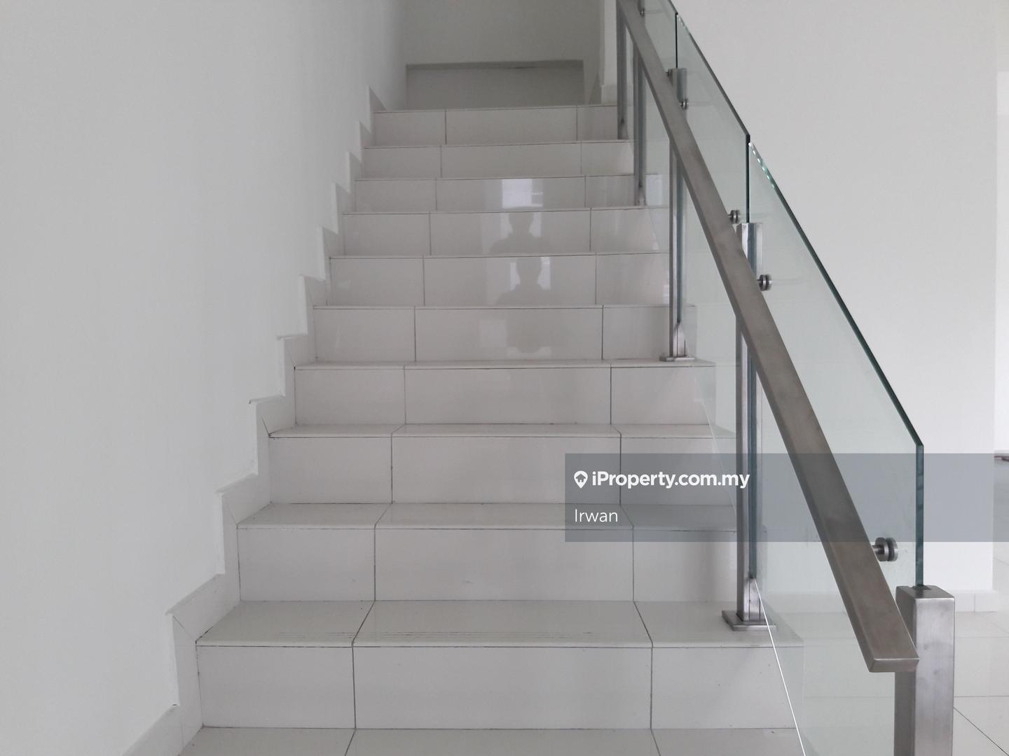 2-storey Terraced House for Sale in Marbella, D'Kayangan, Seksyen 13 Shah Alam, Shah Alam by Irwan Affandi - iProperty.com.my