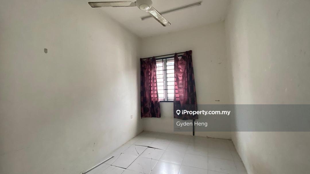 2.5-storey Terraced House for Sale in Taman Scientex Pasir Gudang, Pasir Gudang by Gyden Heng - iProperty.com.my