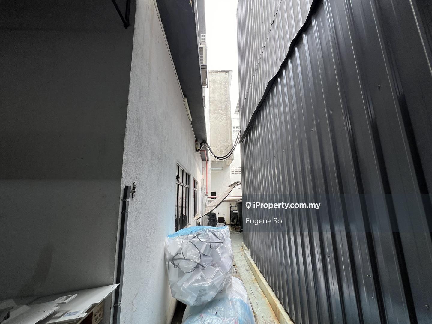 Semi-D Kilang untuk Dijual di Taman Industri Meranti Perdana, Puchong oleh Eng Jun So - iProperty.com.my