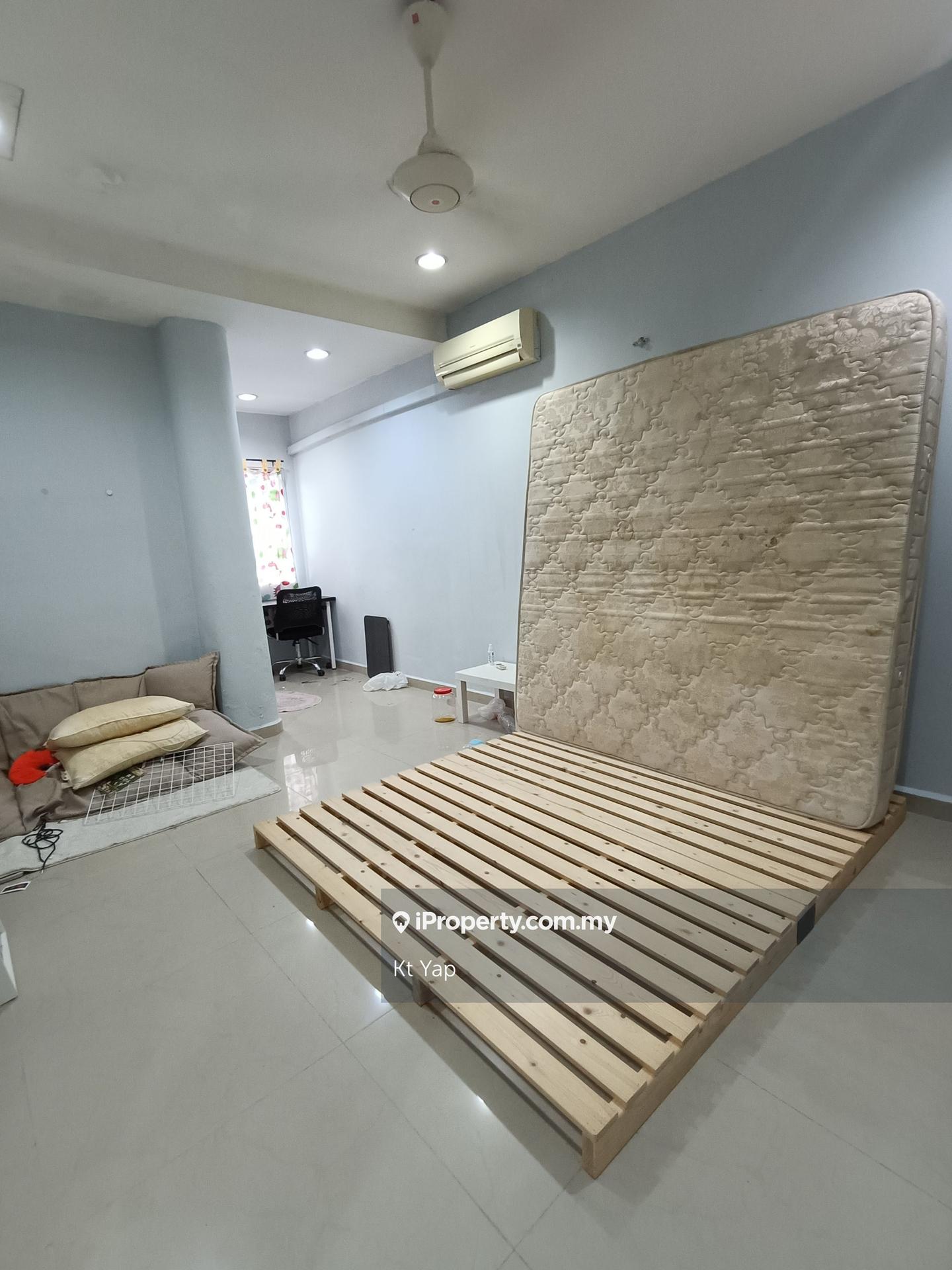 Rumah Berangkai 2 Tingkat untuk Dijual di Taman Sungai Besi Indah, Balakong, Sungai Besi, Seri Kembangan oleh Kt Yap - iProperty.com.my