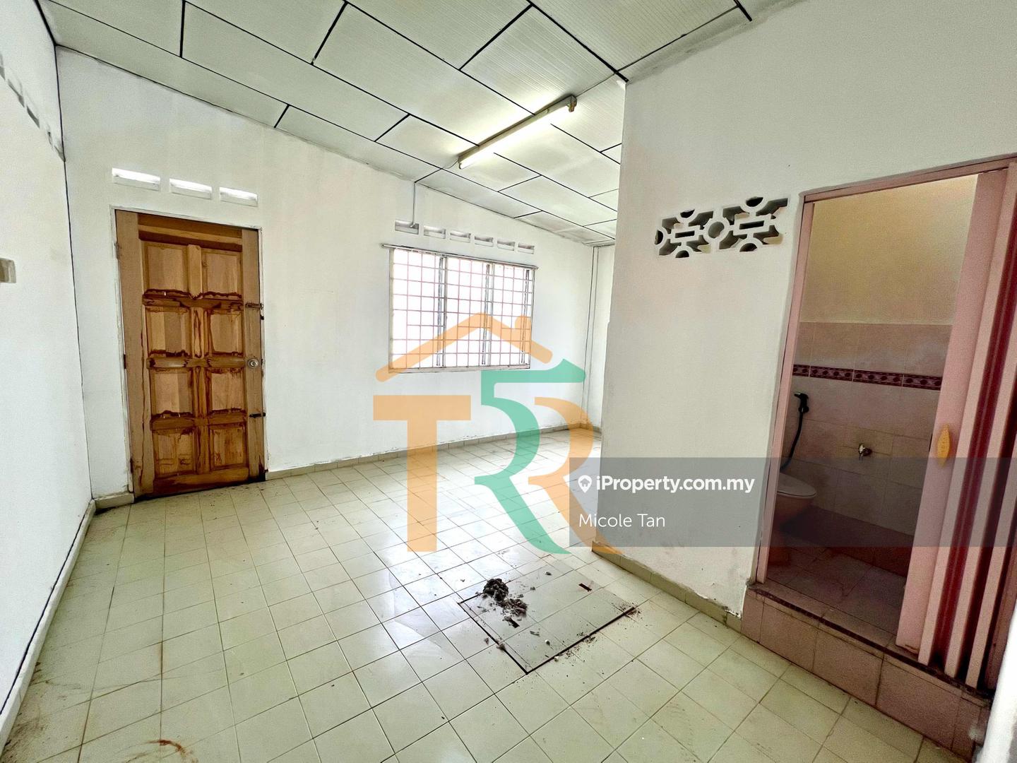 Rumah Berkembar untuk Dijual di Bakariah / Jln Salleh, Muar oleh Micole Tan - iProperty.com.my