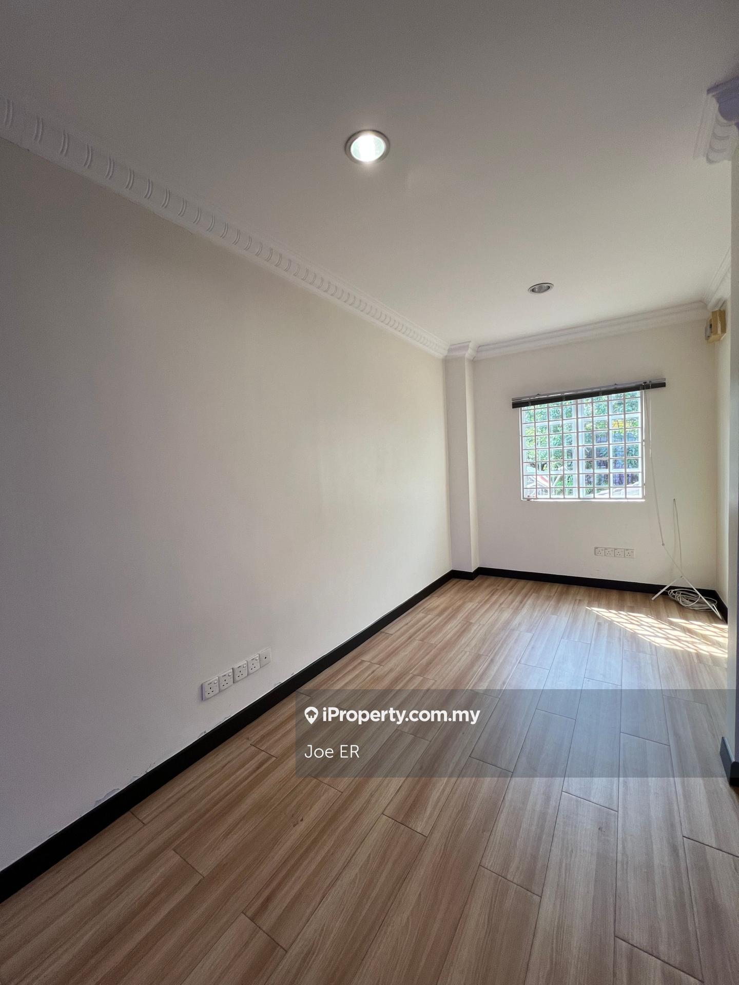 2.5-storey Terraced House for Sale in BANDAR PUCHONG JAYA, Puchong by Joe ER - iProperty.com.my